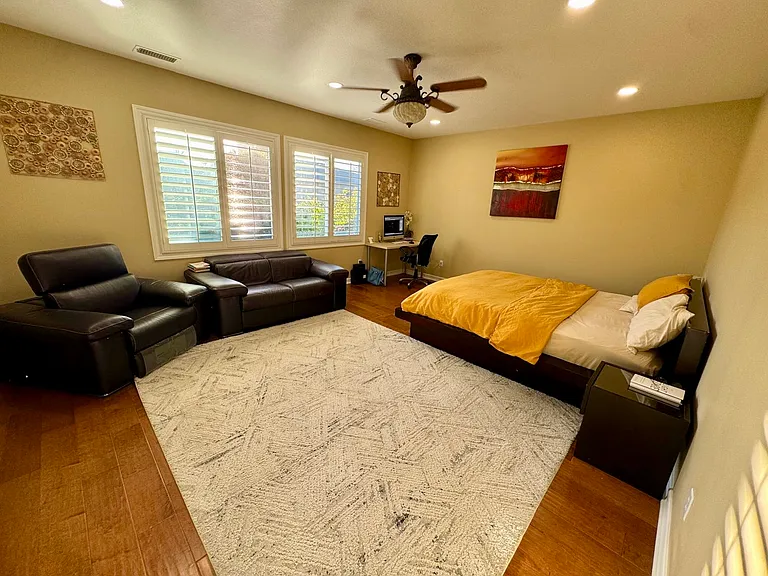 Upstairs Primary Bedroom