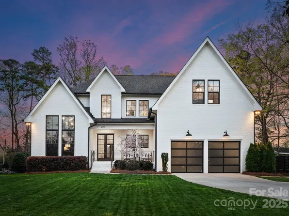209 Sardis Ln, Charlotte, NC 28270