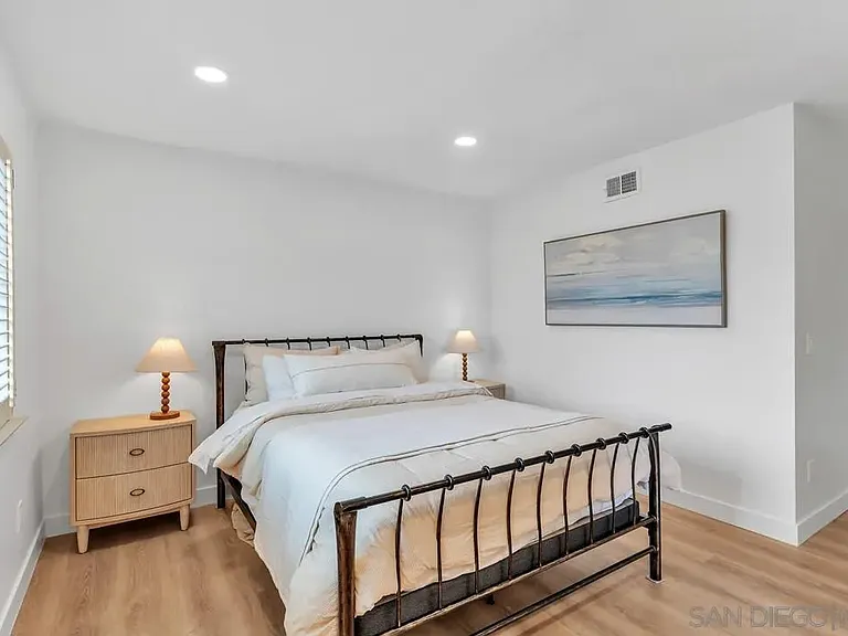 119 Spinnaker Ct — Photo 12
