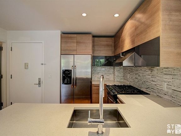 5th image of 333 Greene Ave #6D