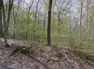 1460 Maple Valley Rd, Coventry, RI 02827