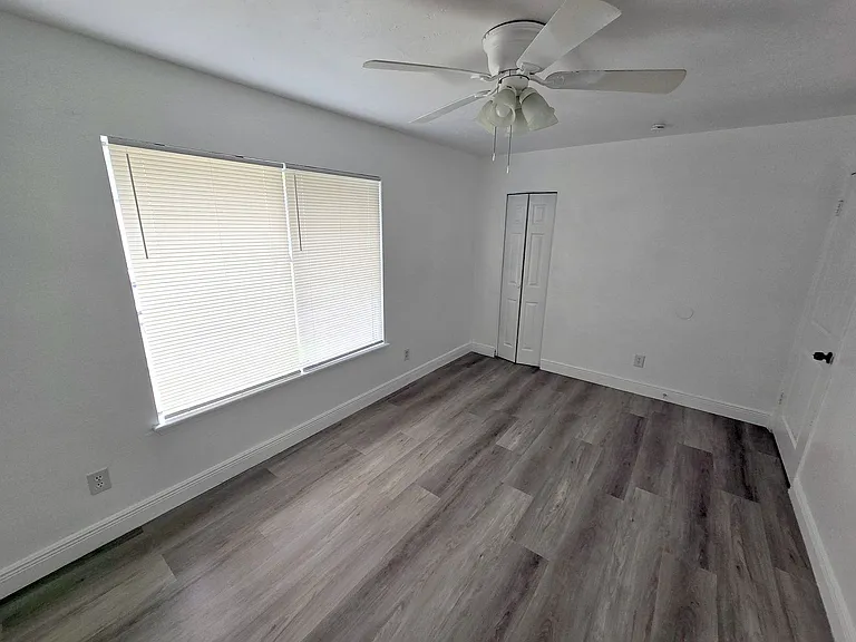 3904 Coronation Ct #402 — Photo 30