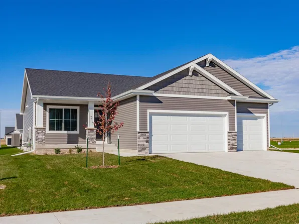 1224 Arrow Ave NE, Bondurant, IA 50035