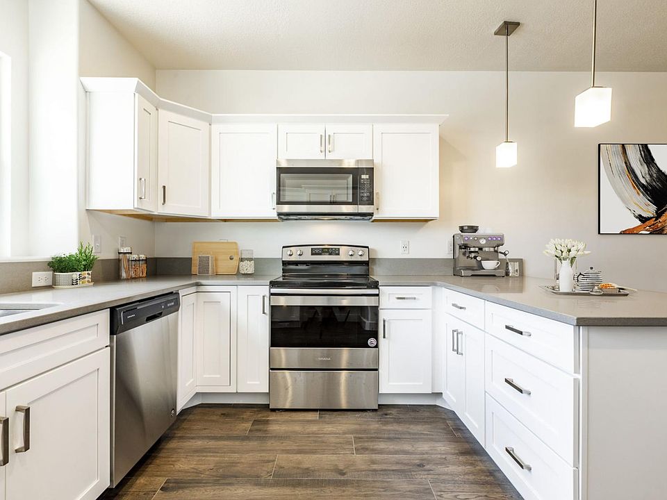 Virtual Kitchen With Quartz Surfaces