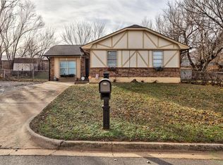 3304 Kathy Ln, Edmond, OK 73034