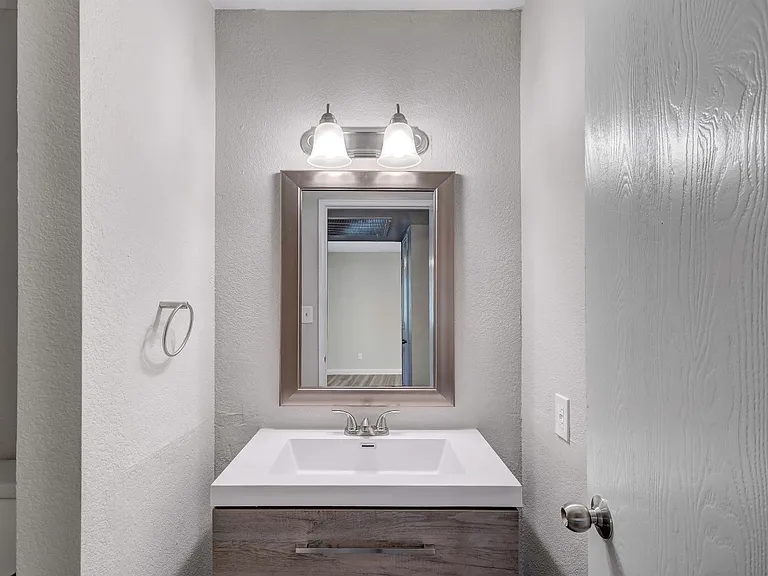 Ember at North Phoenix — Photo 5