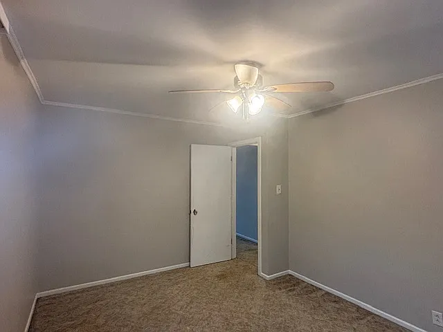 2223 Hawthorne Rd — Photo 20