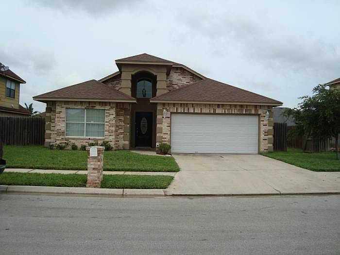 1st image of 3241 Hubert Dr