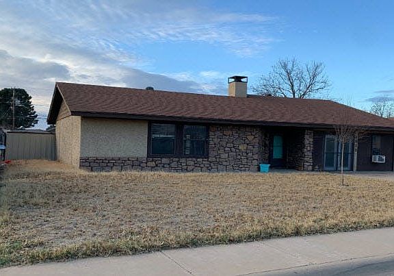 3rd image of 4611 Brookdale Dr