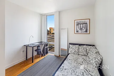 Rented by (Legacy) Elegran