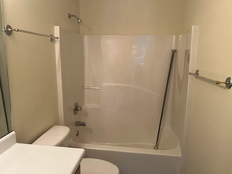 107 Feather Dr #2 — Photo 4