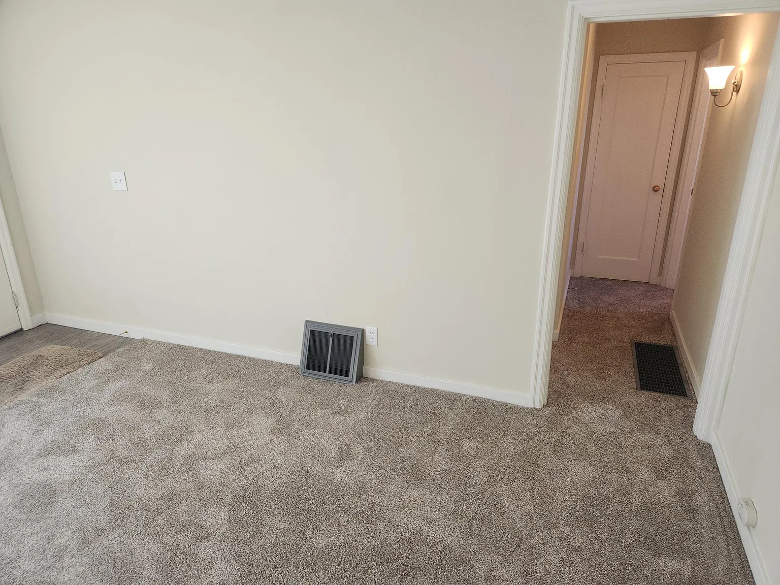 1209 N Blandena St — Photo 4