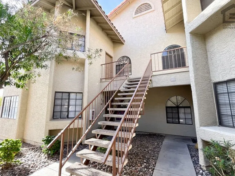 930 N Mesa Dr #2034 — Photo 1