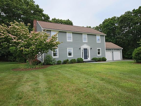 2nd image of 6 Kara Lynn Dr