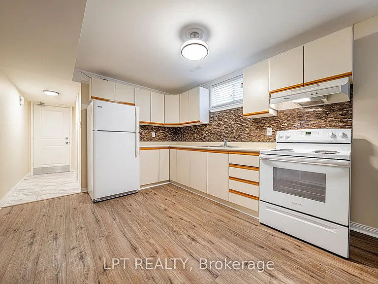 82 Fred Cook Dr #BASEMENT — Photo 7