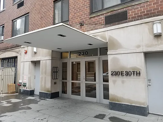 Rented by Compass | media 18