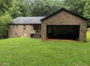 50 Sunnyland Dr, Newnan, GA 30265