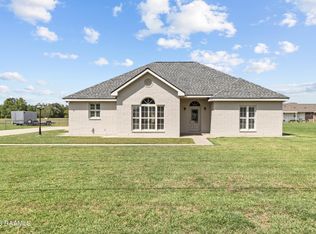 130 Francois Dr, Lafayette, LA 70507