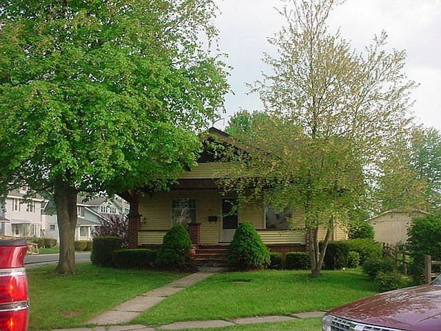 1st image of 905 Bellefontaine Ave
