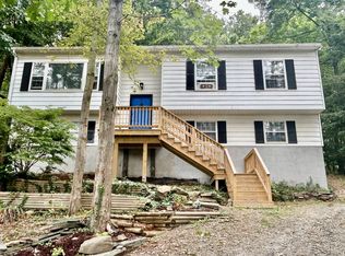 77 Sunset Dr, Binghamton, NY 13905