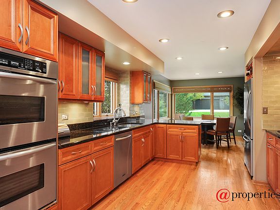 Kitchen / Breakfast Room