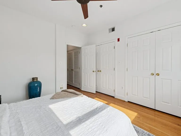 1438 Columbia Rd NW #305 — Photo 17