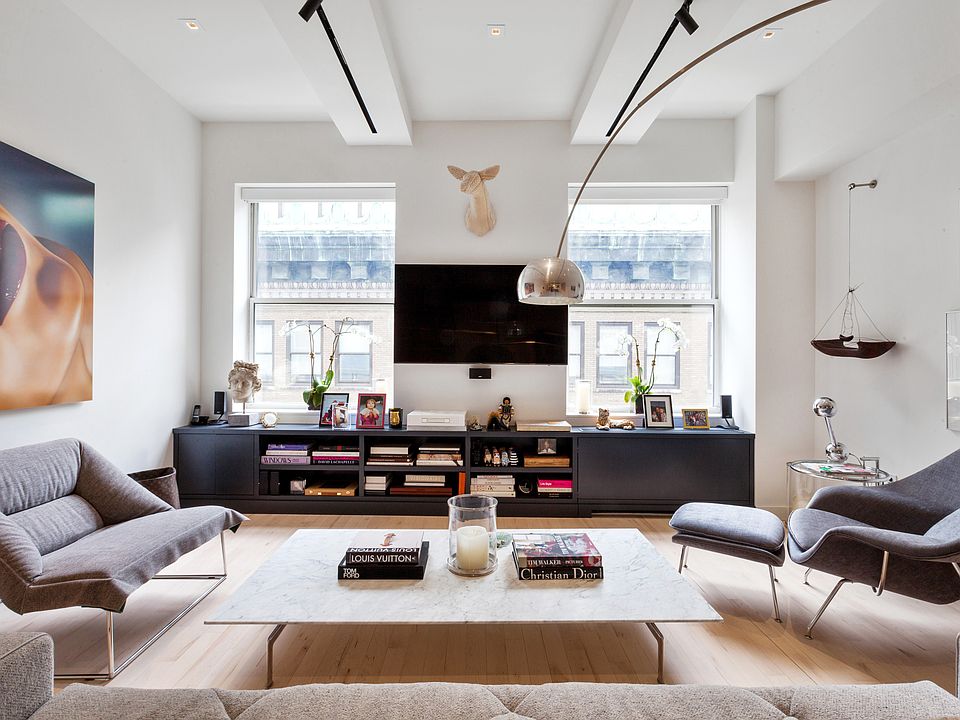1st image of 15 Broad St APT 2226