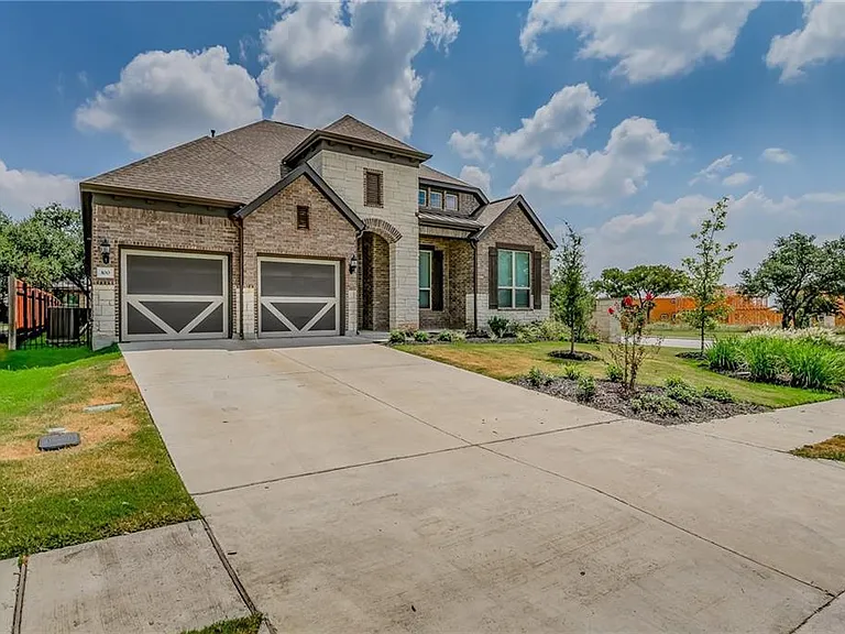 100 Orange Mimosa Ln — Photo 3