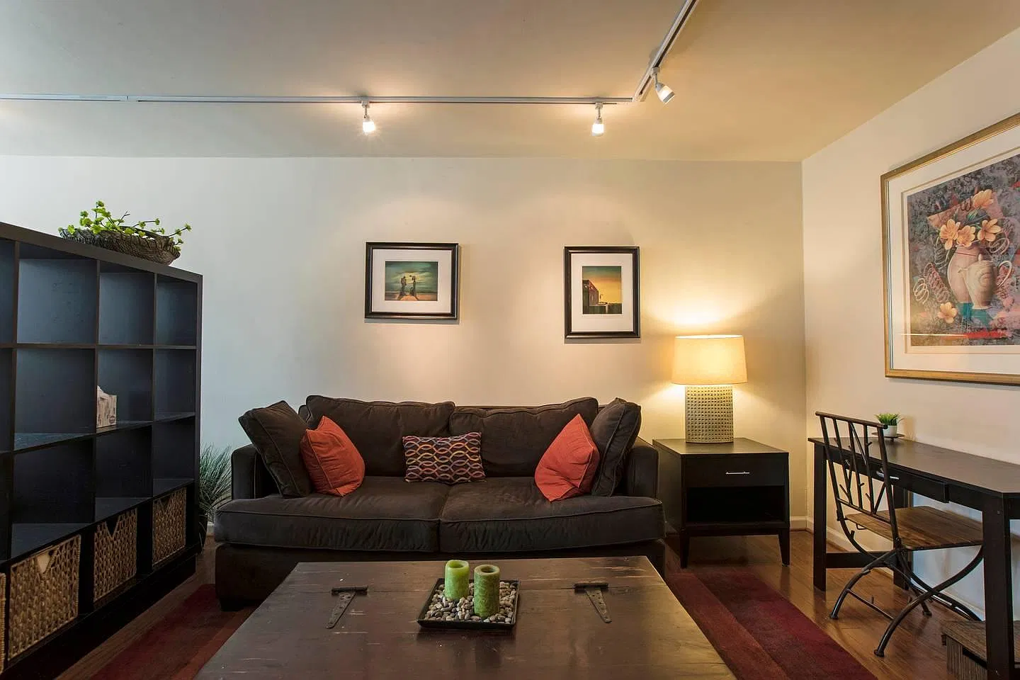 Studio, 450 sqft, $1,790 — Photo 3