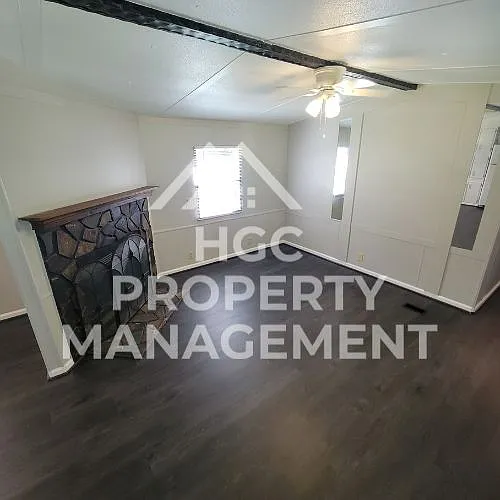240 Penny Ln — Photo 8