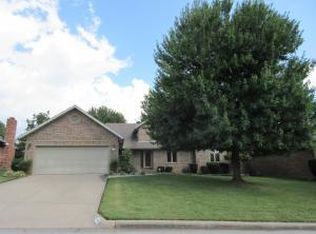 5496 S Franklin Ave, Springfield, MO 65810