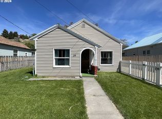 350 S Gilmore St, Heppner, OR 97836