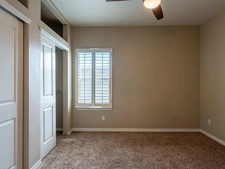 5804 Aberdeen Ct — Photo 5