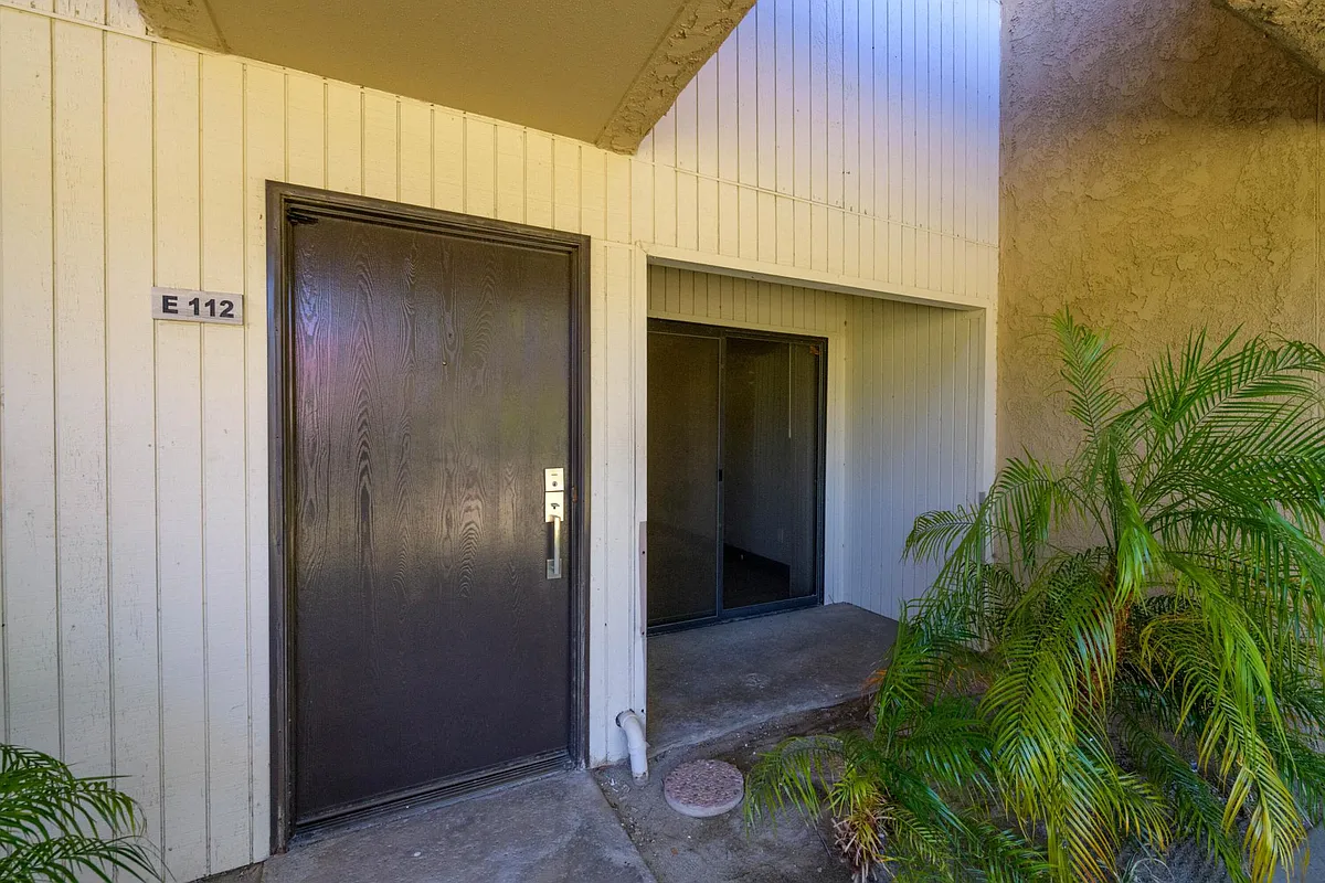 Building Photo - 2822 N Auburn Ct #112
