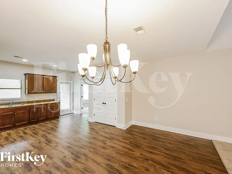 5600 Park Side Rd — Photo 5