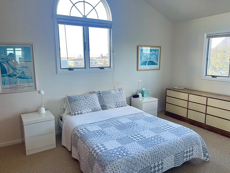 643 Dune Rd — Photo 16