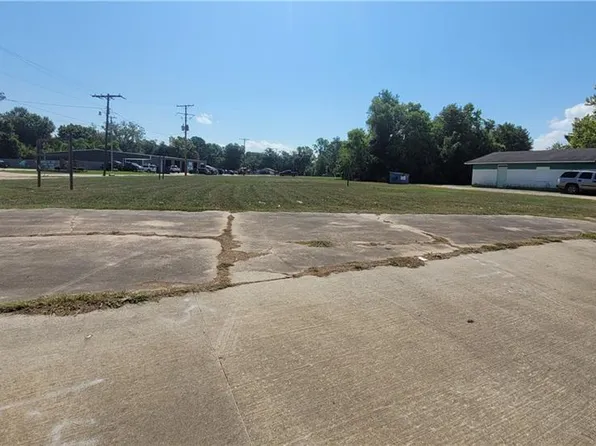 519 Tunica Dr E #A, Marksville, LA 71351