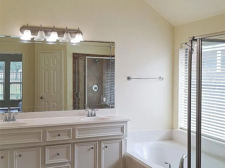 10615 Cortland Ridge Ln — Photo 27