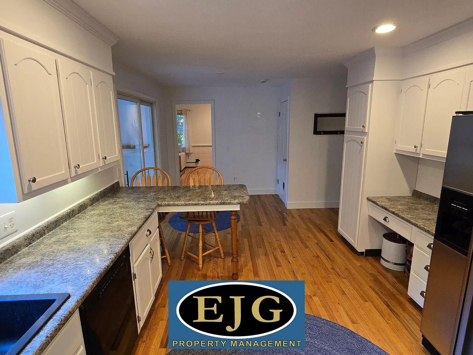 3 bed, $4,800 — Photo 3