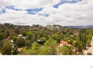 5015 Escobedo Dr, Woodland Hills, CA 91364