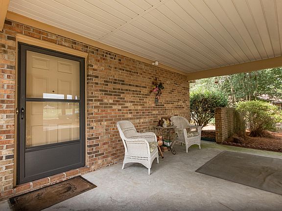 4th image of 137 Knollwood Dr