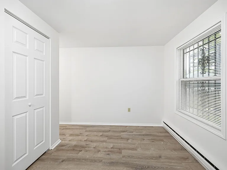 21 N 13th St — Photo 11