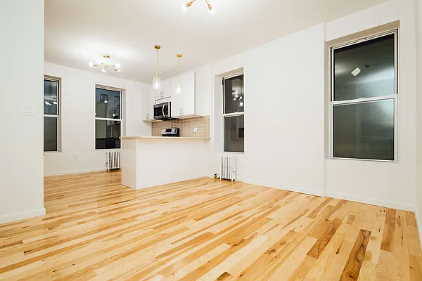 Rented by Nooklyn NYC LLC | media 35