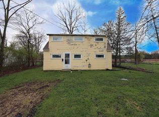 5007 Wolf Lake Rd, Grass Lake, MI 49240