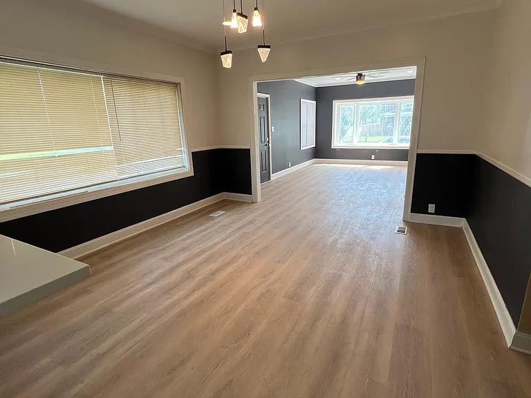 402 Lincoln St — Photo 7