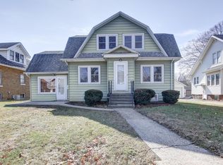 305 W 13th St, Sterling, IL 61081