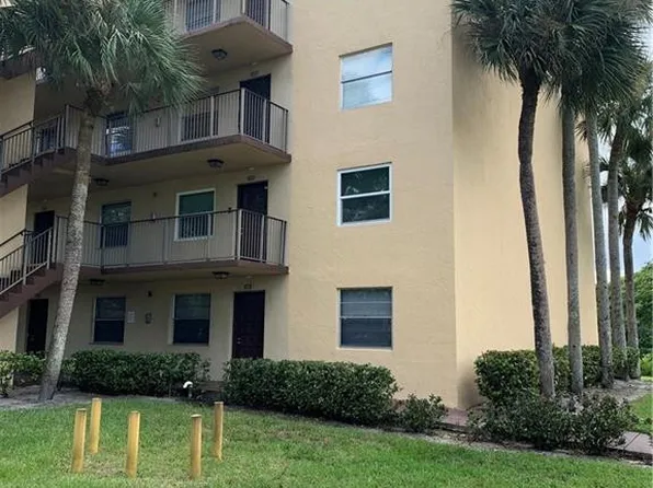 3101 NW 47th Terrace #335, Lauderdale Lakes, FL 33319