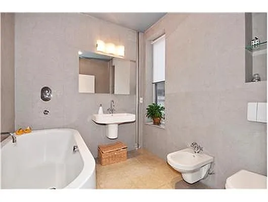Rented by Douglas Elliman | media 4