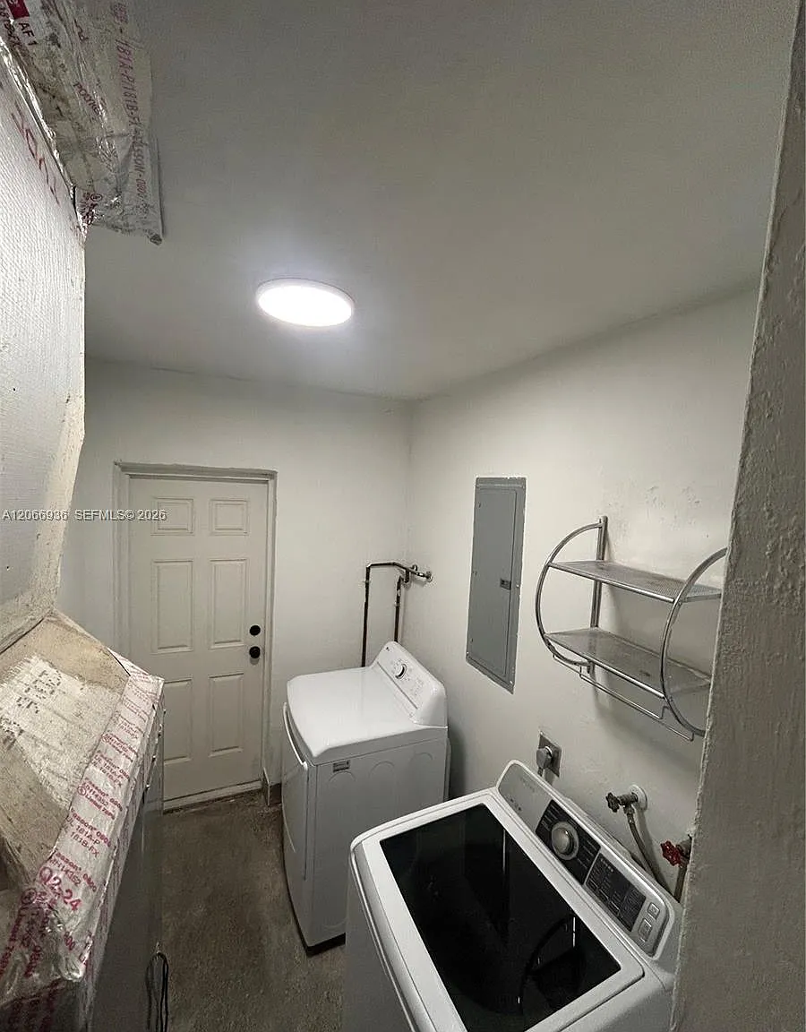 3 bed, 880 sqft, $3,600 — Photo 4