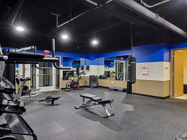 82-web-or-mls-Penn Ave-2409-917